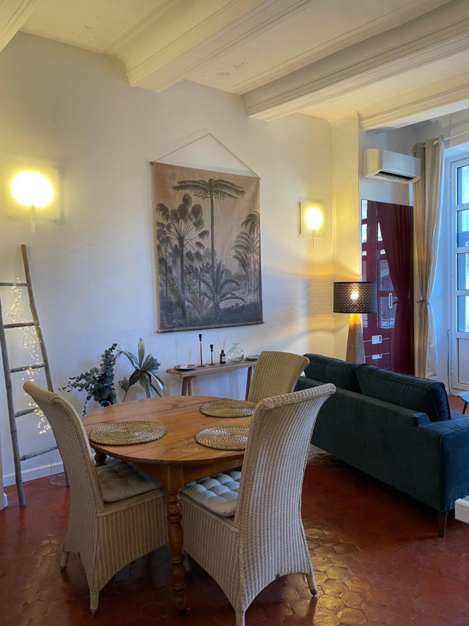 Les Balcons De Mona Au Coeur De Lourmarin Lejlighed Eksteriør billede